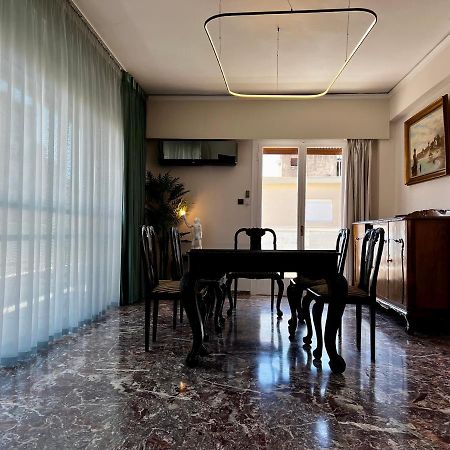 Happy Place! Big, Bright & Central - Ideal For Families And Groups Of Friends Patras Extérieur photo