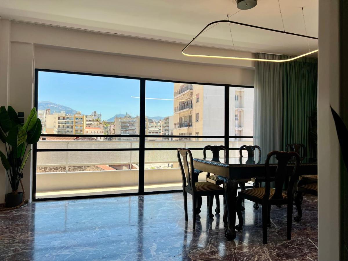 Happy Place! Big, Bright & Central - Ideal For Families And Groups Of Friends Patras Extérieur photo